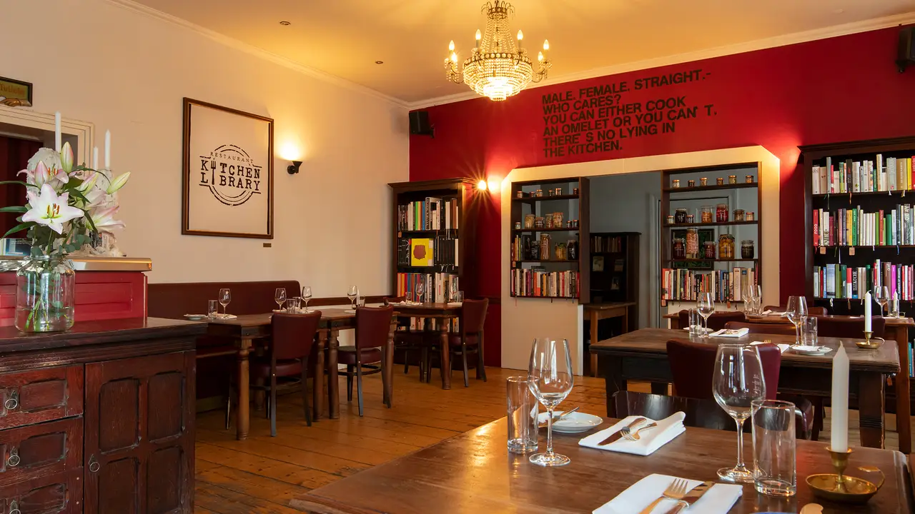 Restaurant Kitchen Library, Berlin, BE