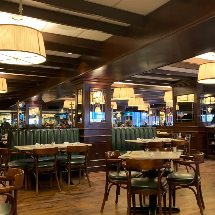 Mr. B's Bistro, New Orleans, LA