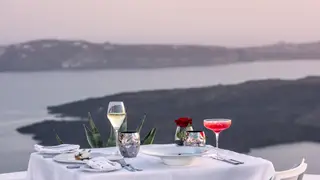 Una foto del restaurante Varoulko Santorini