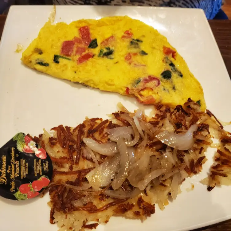 The Loop Bar + Restaurant - West End, St. Louis Park, MN
