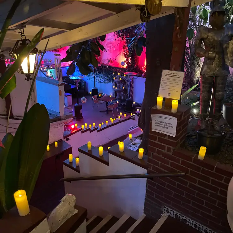 El Cid, Los Angeles, CA