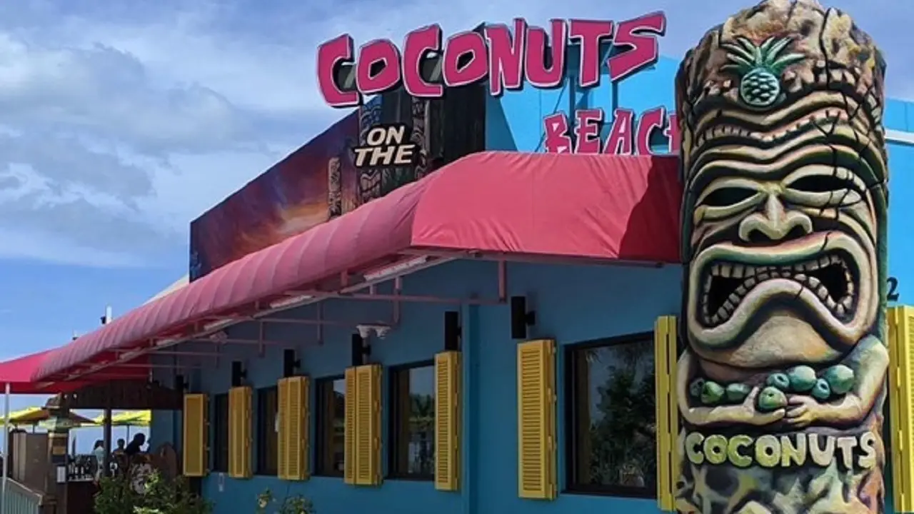 Coconuts On The Beach Restaurant & Bar, Cocoa Beach, FL