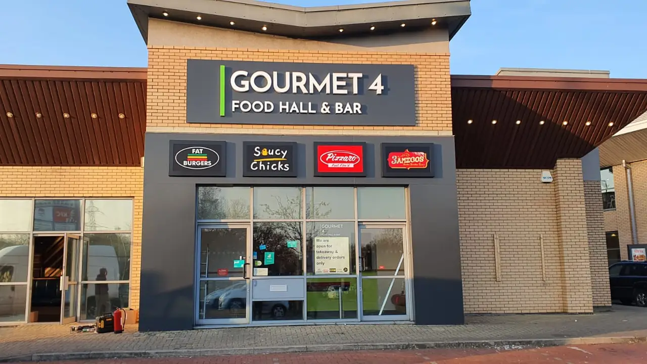 Gourmet 4 Hedge End，HampshireSouthampton