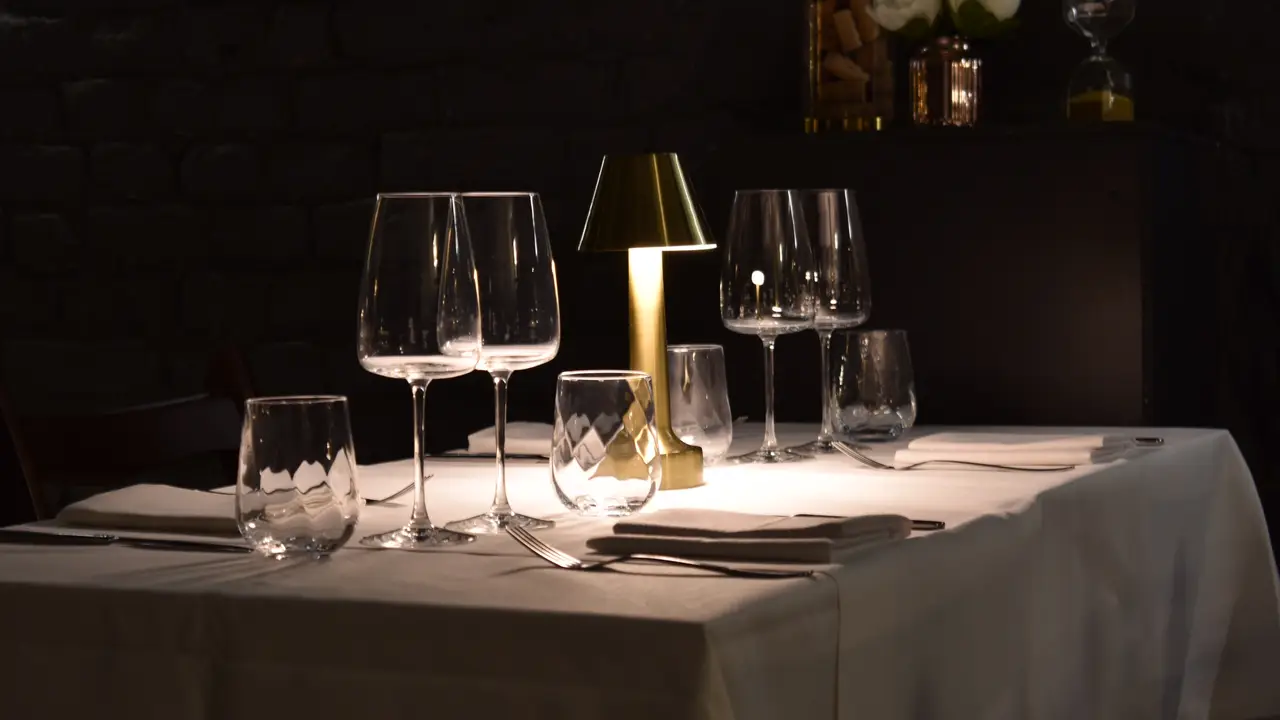 L’Artigiano Modern Kitchen England London