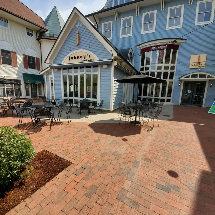 送料無料の商品 Restaurant Grille & Bar Johnny's - OpenTable | MA Hadley, South 男性タレント