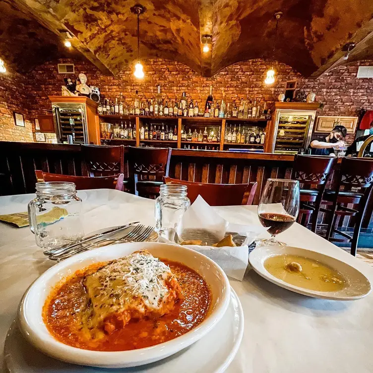 IL Mito Enoteca, Wauwatosa, WI