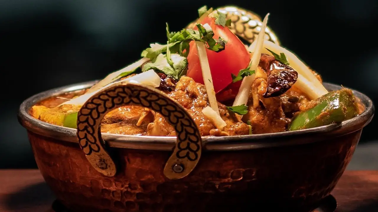 Home of authentic Indian curries - Popadom, Chatham, Medway