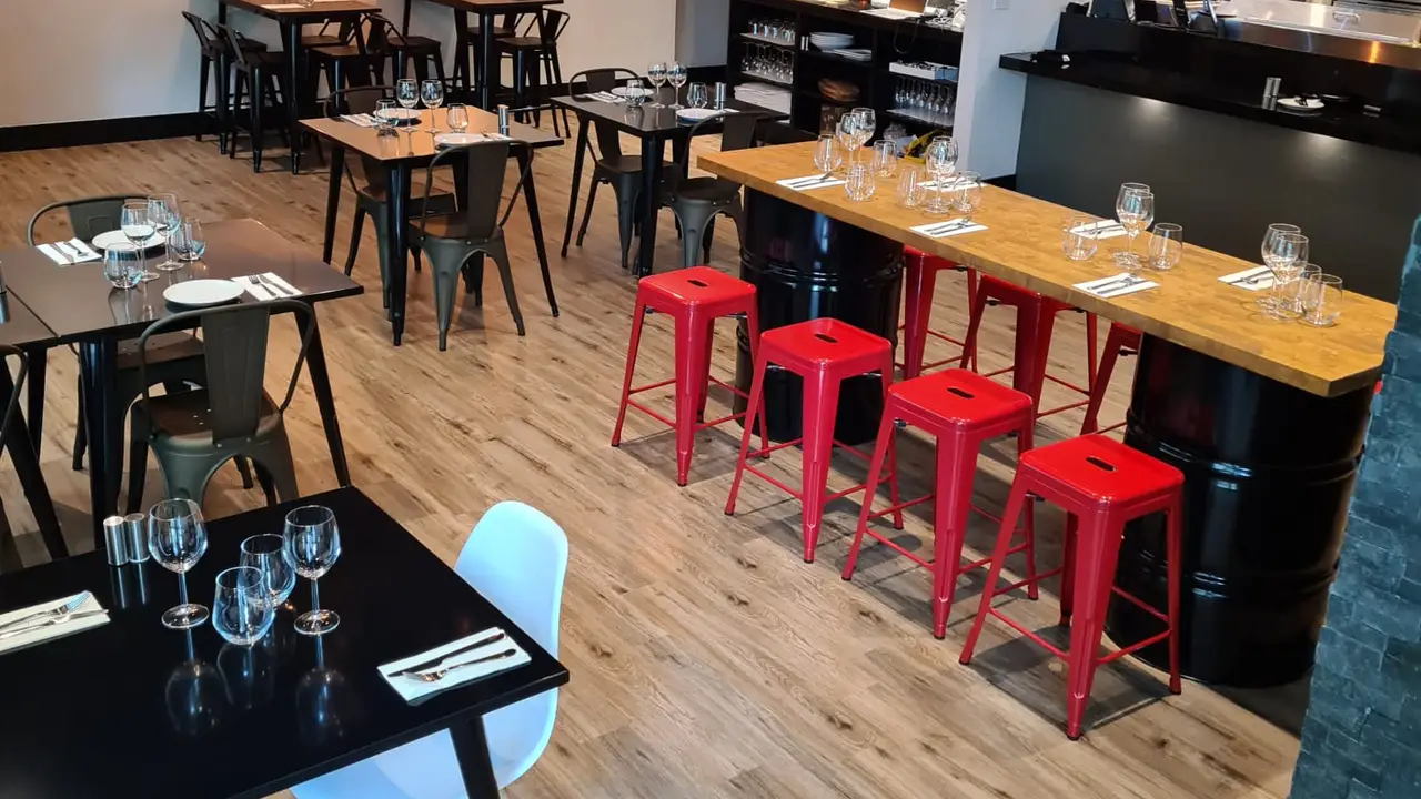 What'Zzapp Restaurant, Miami, FL