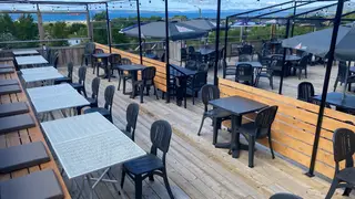 Una foto del restaurante Shenanigans Bar & Grill