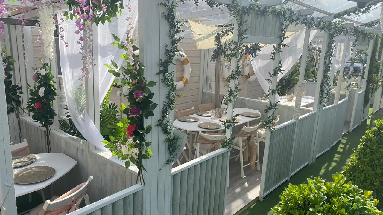 Valentina Pods @ The Blue Boar, Abridge, Essex