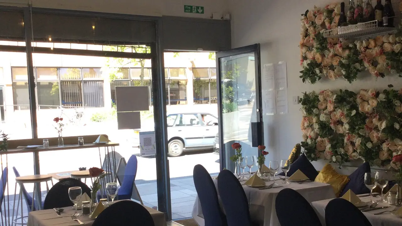 Lion and lamb - Permanently Closed, London, Greater London