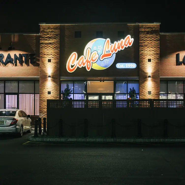 Cafe Luna of Old Bridge, Old Bridge, NJ