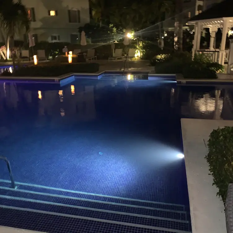 Pelican Bay Restaurant & Bar, Providenciales, Providenciales