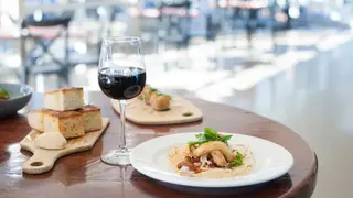 Una foto del restaurante Morrisons Winery & Restaurant