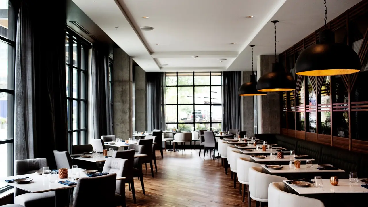 Tavola Italian Kitchen & Bar at Elliot Park Hotel, Minneapolis, MN