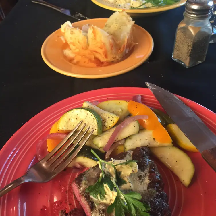 The Artichoke Restaurant & Bar, Langley, OK
