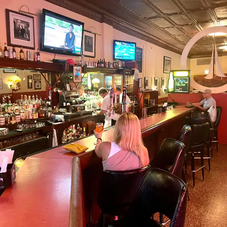 Club Lago Restaurant, Chicago, IL
