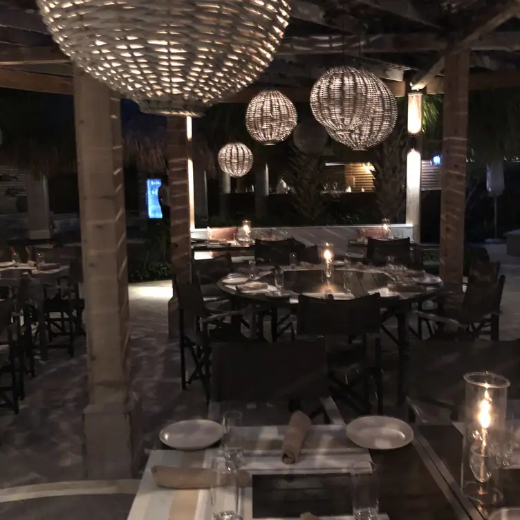 Infiniti Restaurant & Raw Bar, Providenciales, Providenciales