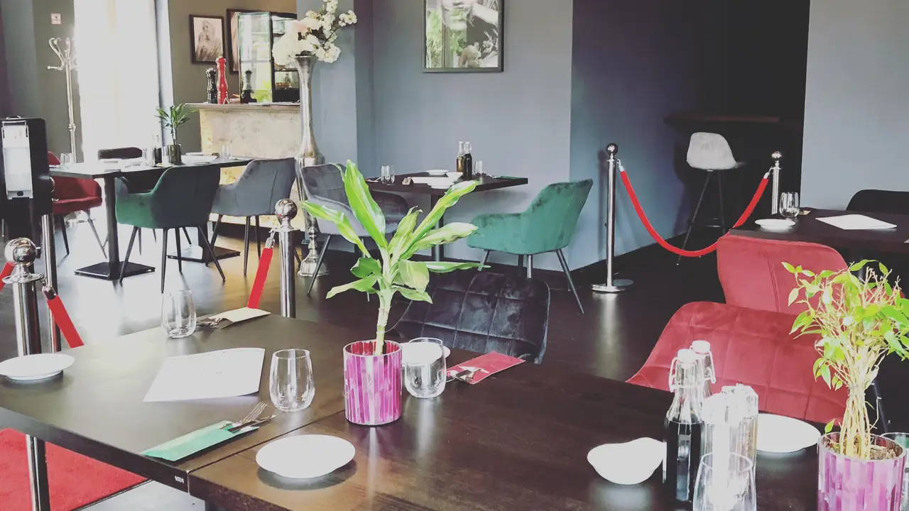 Dining Area  - LiLi Living, Ratingen, NW