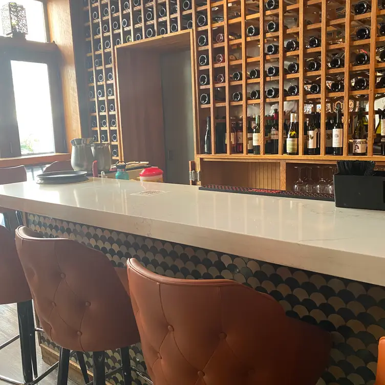 Tinto, Philadelphia, PA