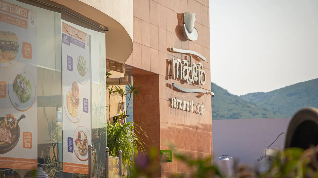 Outside Sign  - Madero Restaurante - San Javier, Pachuca, HID