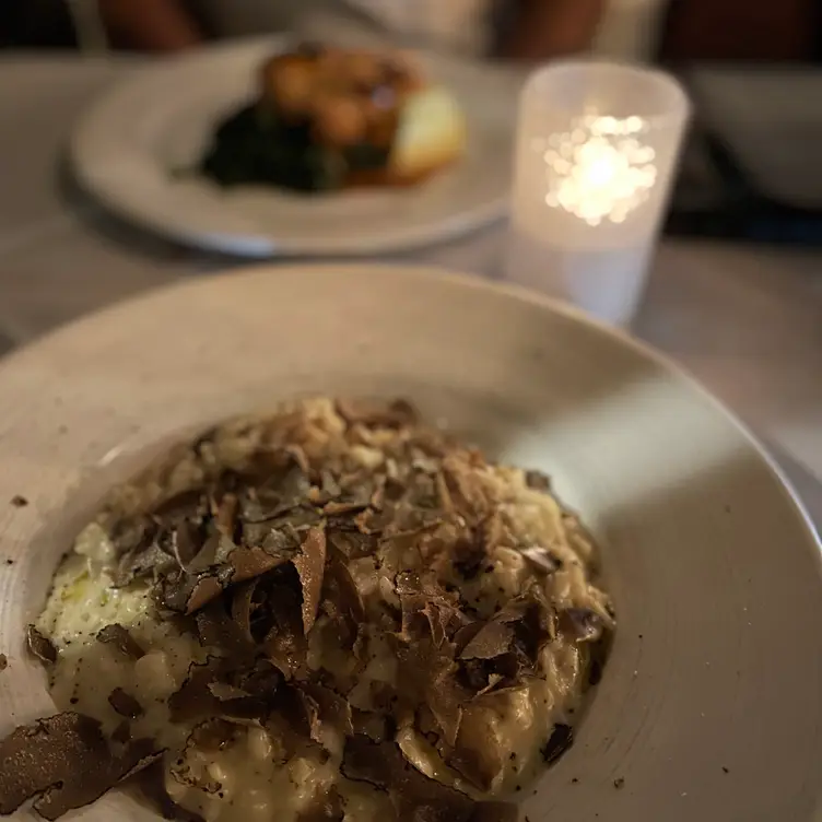 Rustico (Westlake Village, CA), Westlake Village, CA