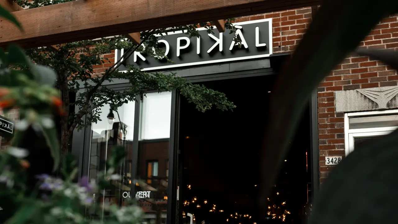 Tropikal RestoBar, Montréal, QC