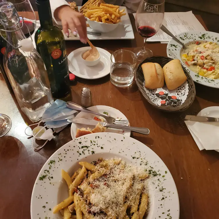 Peroni Resto Bar, Montréal, QC