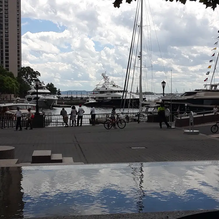 PJ Clarkes on the Hudson, New York, NY