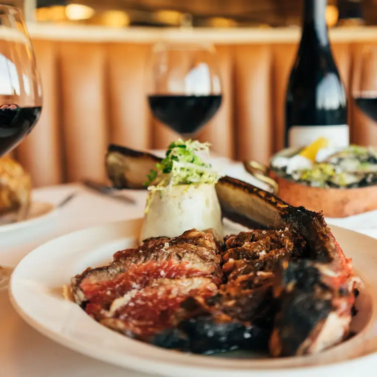 San Francisco Steak Outdoor Dining Shelby's Rooftop™ A Rooftop