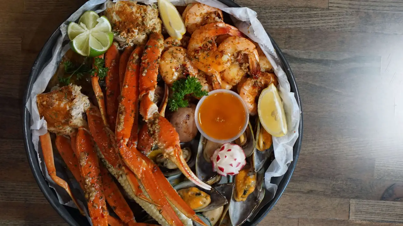 Crack Pot Seafood Restaurant, Towson, MD