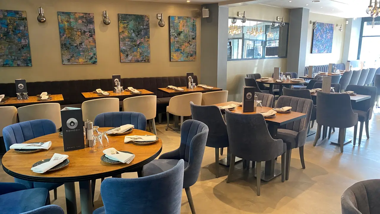 Seating  - Semosh，Greater LondonOrpington