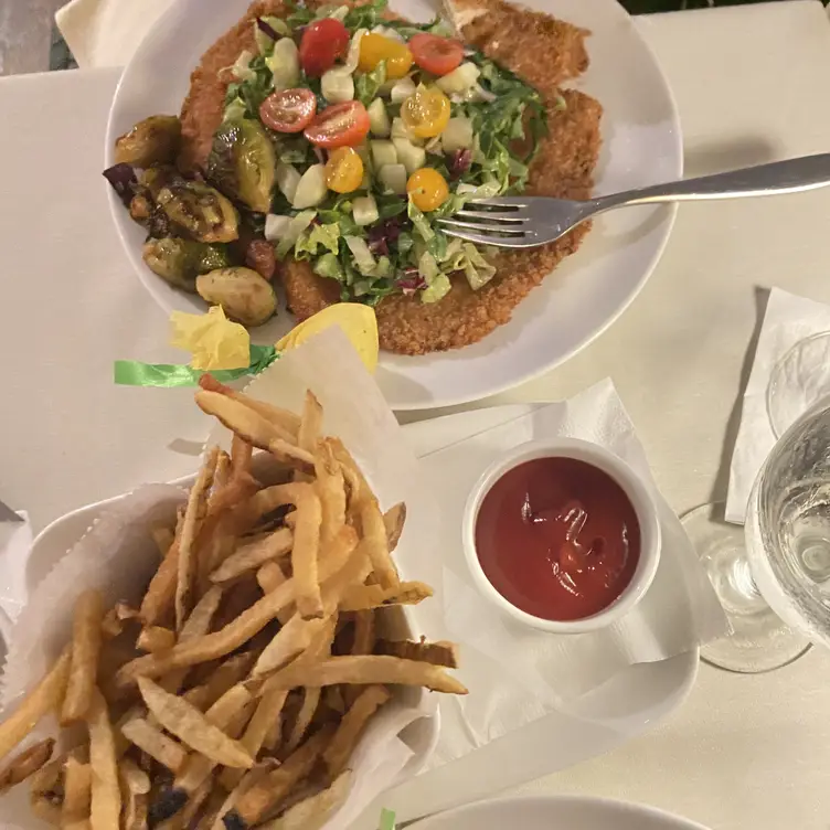 T-BAR Steak & Lounge (Upper East Side), New York, NY