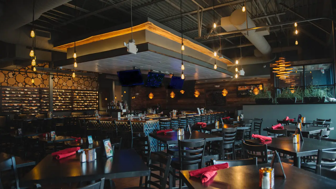 Smokin' Fins - Fort Collins, Fort Collins, CO
