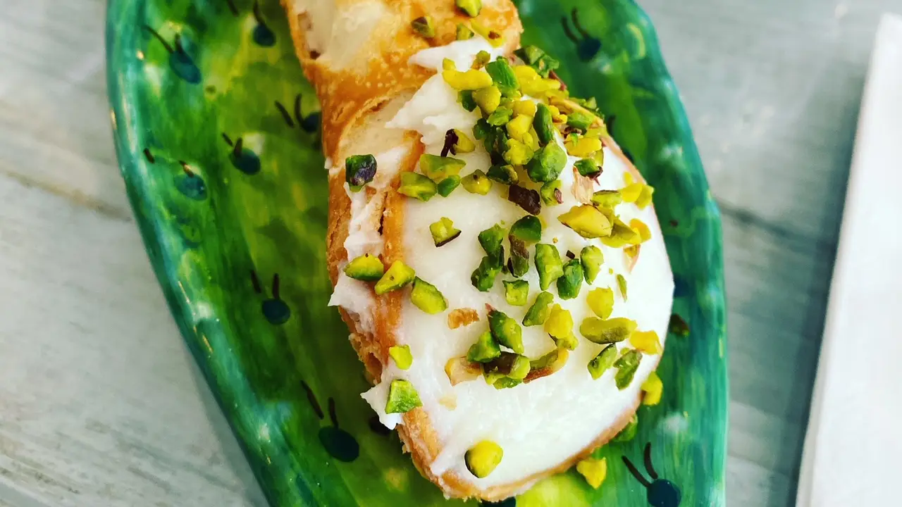 Sicilian cannolo - Pane Cunzato, London, England