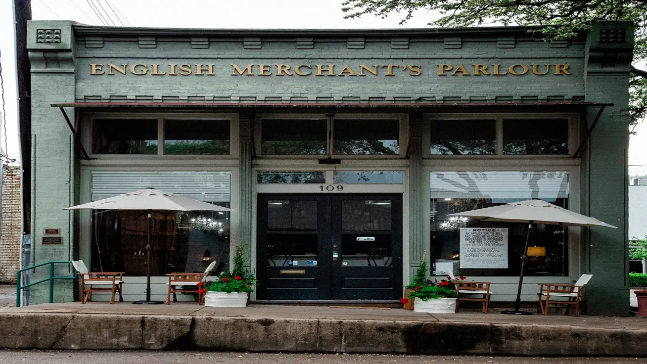 English Merchant's Parlour, Waxahachie, TX