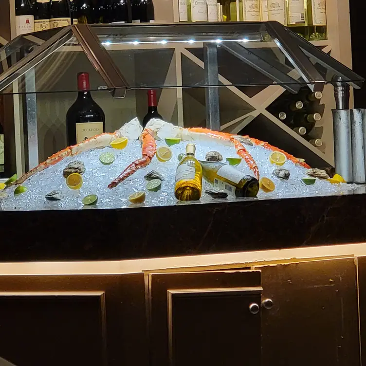 19 Steak and Seafood at Belterra Casino Resort, Florence, IN