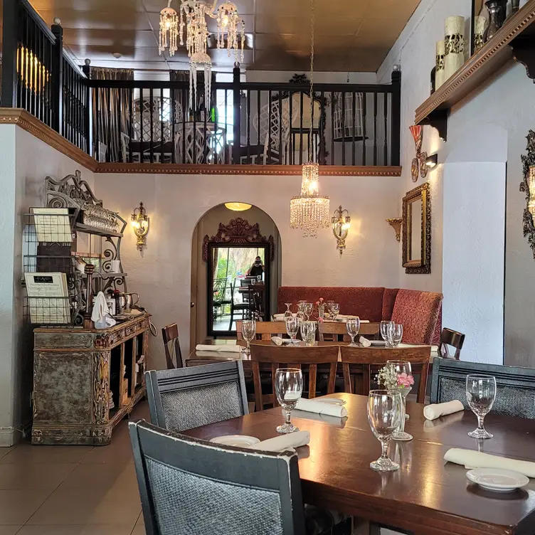 Flavio's Brick Oven Bar - Siesta Key, Sarasota, FL