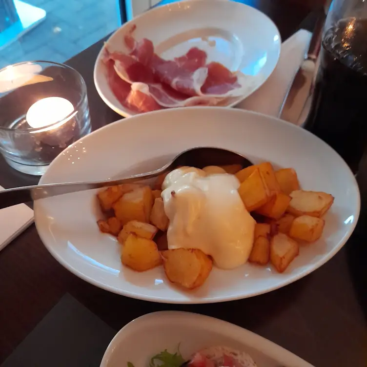 Pelayo, Essen, NW