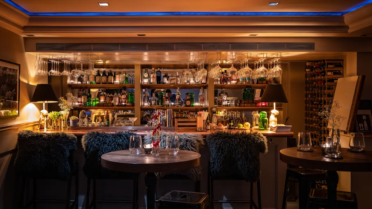 Near & Far @ No 97, Surbiton, Greater London