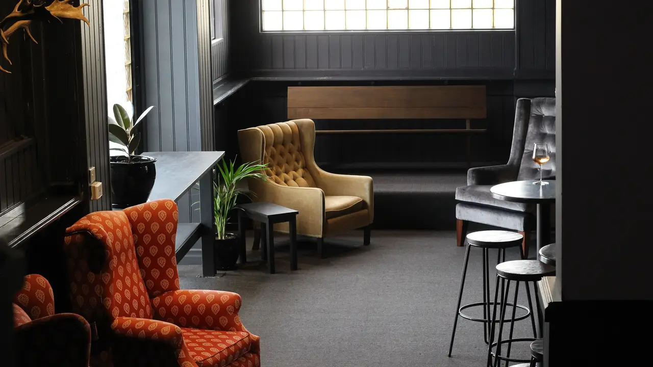 Moore Street Tavern, Moe, AU-VIC