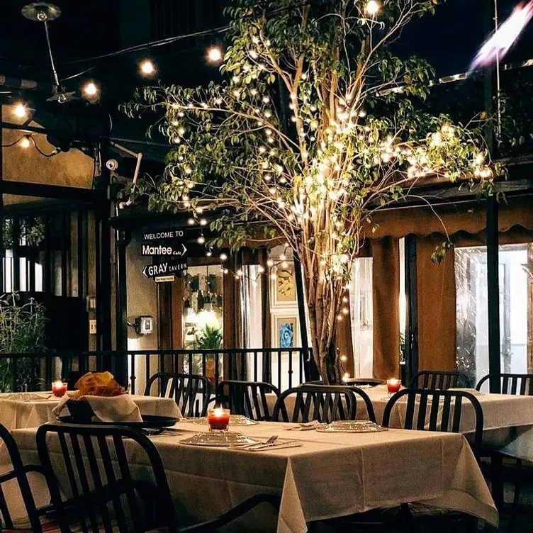 Mantee Cafe, Studio City, CA