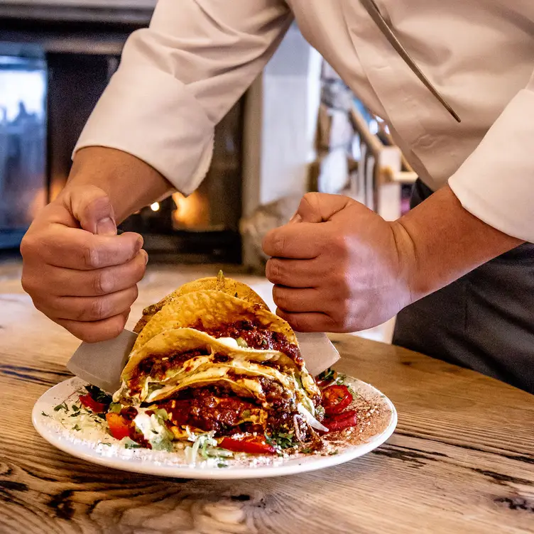 The Handle Bar – Four Seasons Jackson Hole, Teton Village, WY