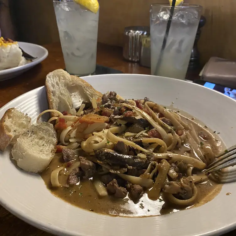 Cork & Pig Tavern - Odessa, Odessa, TX