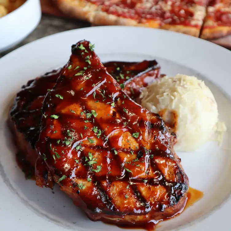 Brick House Tavern + Tap - Grapevine, Grapevine, TX