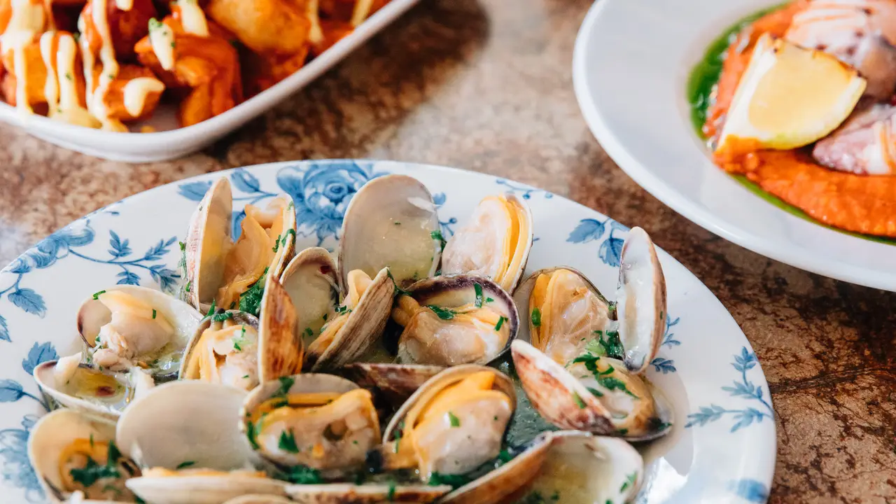 Como Taperia, Vancouver, BC