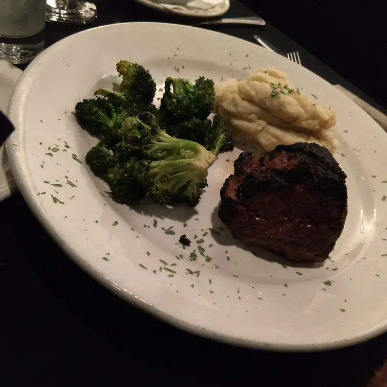 The Mantel Wine Bar and Bistro, Oklahoma City, OK