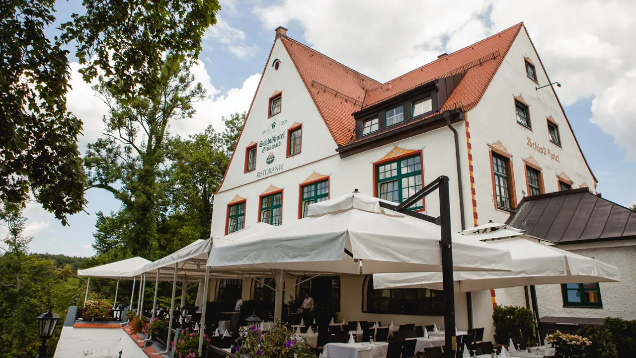 Schlosshotel Grünwald Restaurant, Grünwald, BY
