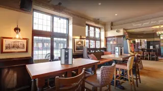 A photo of Golden Fleece Chelmsford restaurant
