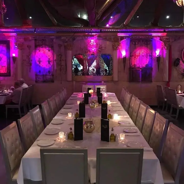 La Vie Mediterranean Restaurant, Pompano Beach, FL